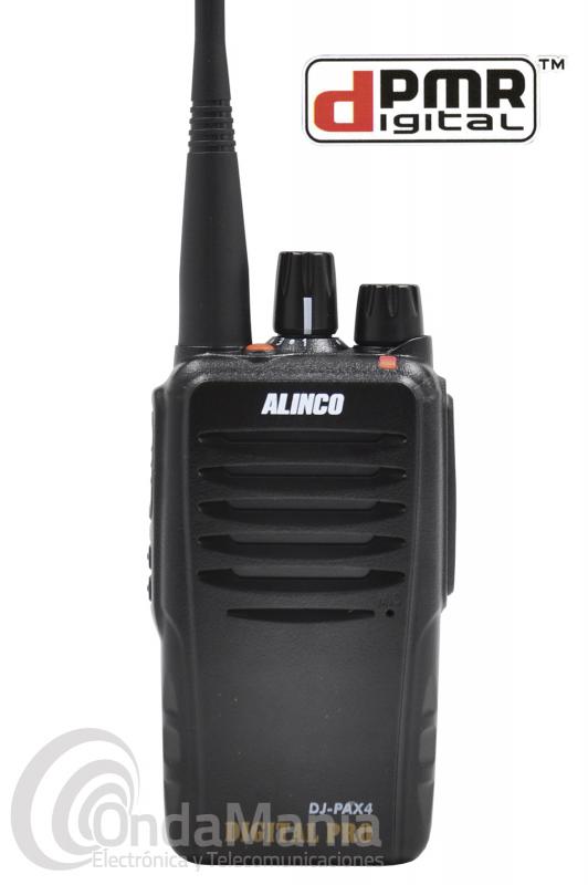 WALKIE TALKIE dPMR-446 ALINCO DJ-PAX4 COMPATIBLE CON KENWOOD TK-3401 Y TK-3701 - El dPMR-446 Alinco DJ-PAX4 es un walkie talkie que funciona tanto en modo analgico PMR446 como en digital dPMR446, totalmente compatible con los Kenwood TK-3401D y TK-3701D, el conector para el pinganillo tambin es de tipo Kenwood, dispone de 80 canales divididos en 5 zonas con 16 canales para cada zona, incluye batera de Ion-Litio de 7,4V y 1800 mAh (13.32Wh) y un grado de proteccin IP67.